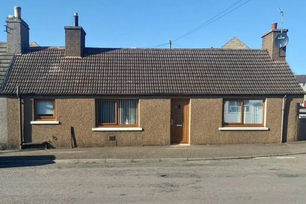 5 Riverside Place Thurso. 2 Bed, 2 Bathrooms. Luaran gambar