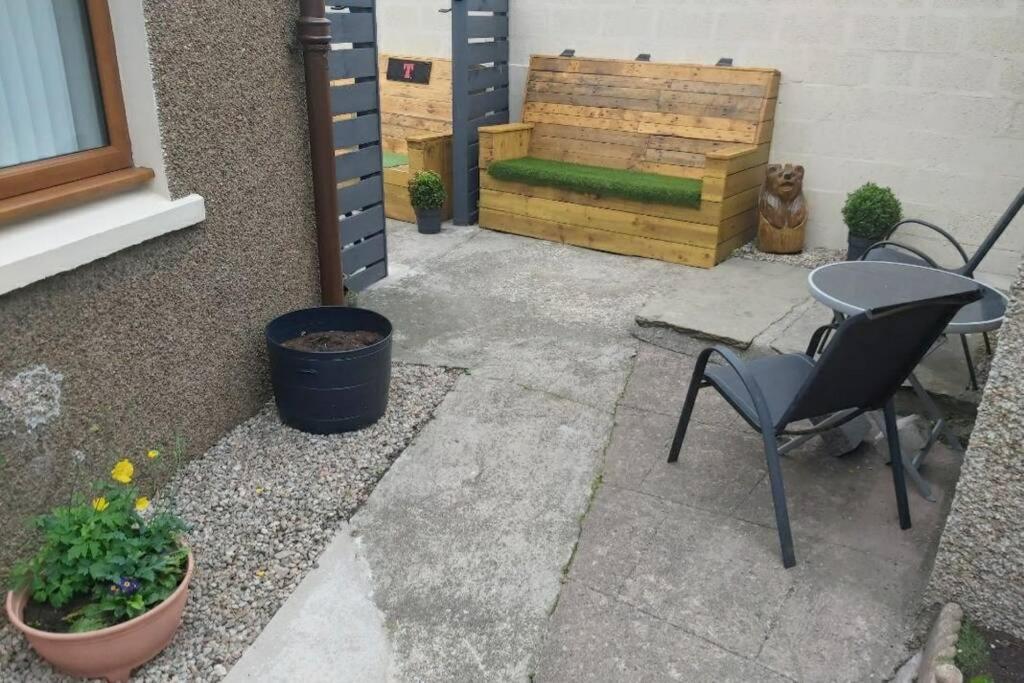 5 Riverside Place Thurso. 2 Bed, 2 Bathrooms. Luaran gambar